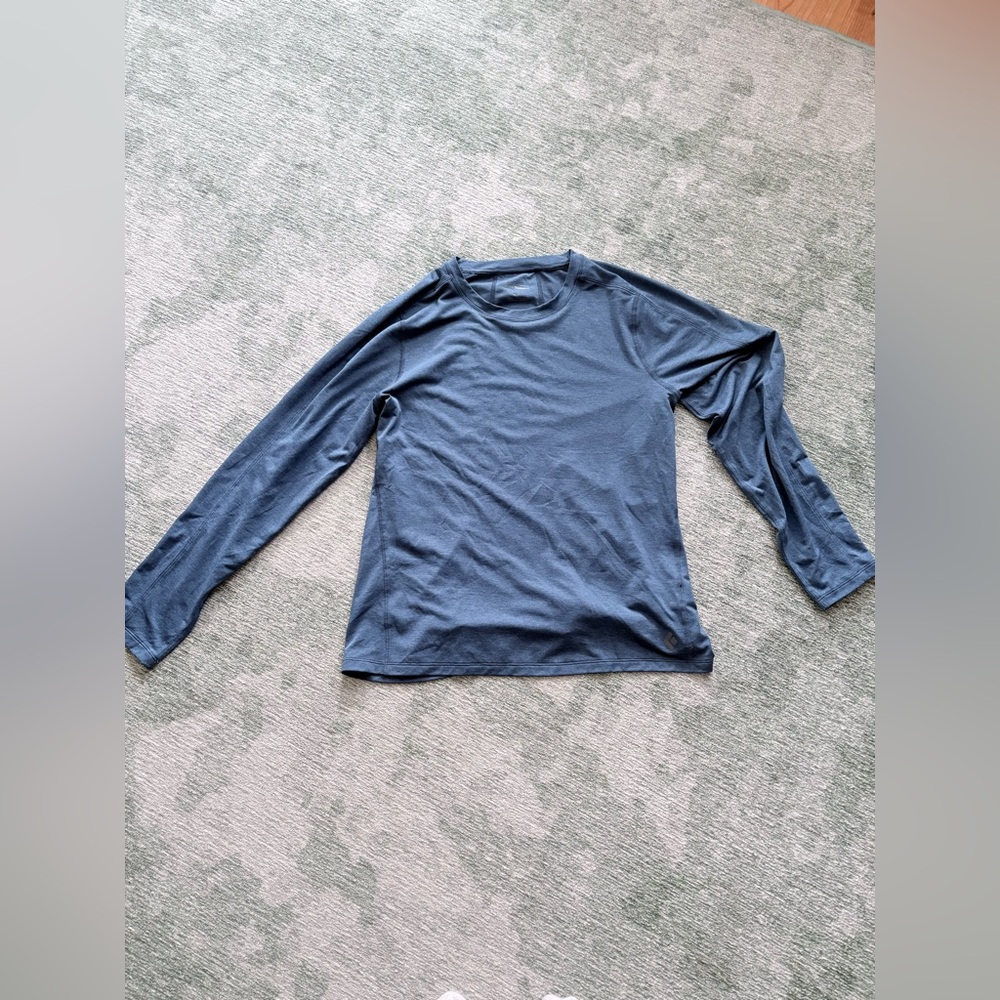 Black Diamond Women's Long-Sleeve Crew Tee base layer - Navy